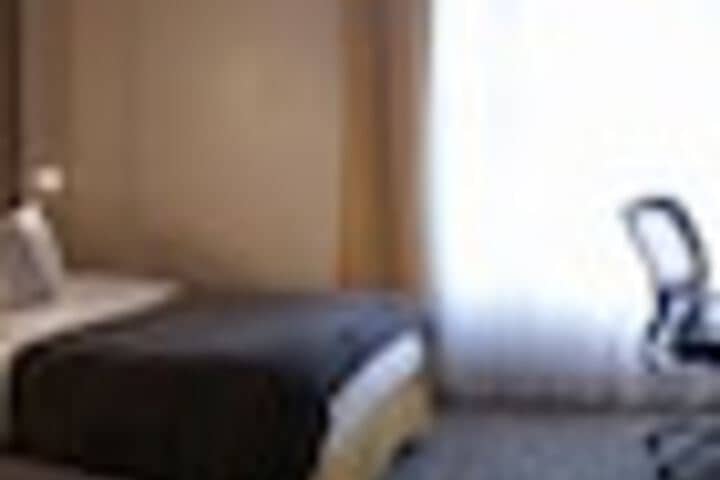 Room 14 of 123