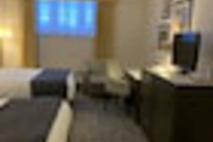 Room 32 of 123